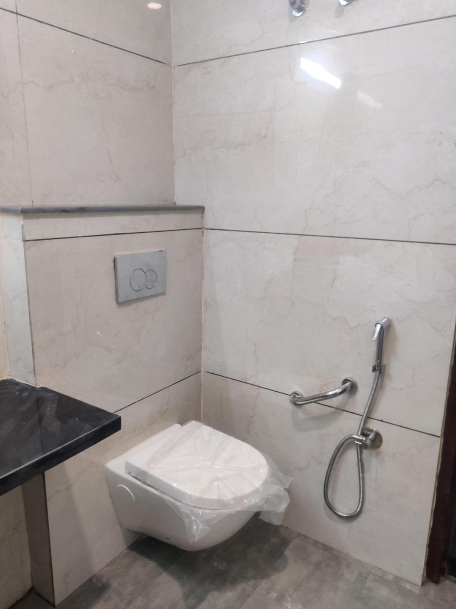 Hotel Hv Nāhan Pokój zdjęcie